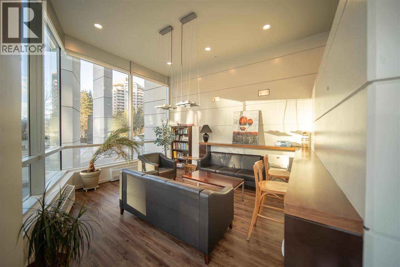Photo 7 of 4848 Hazel Street, Burnaby BC