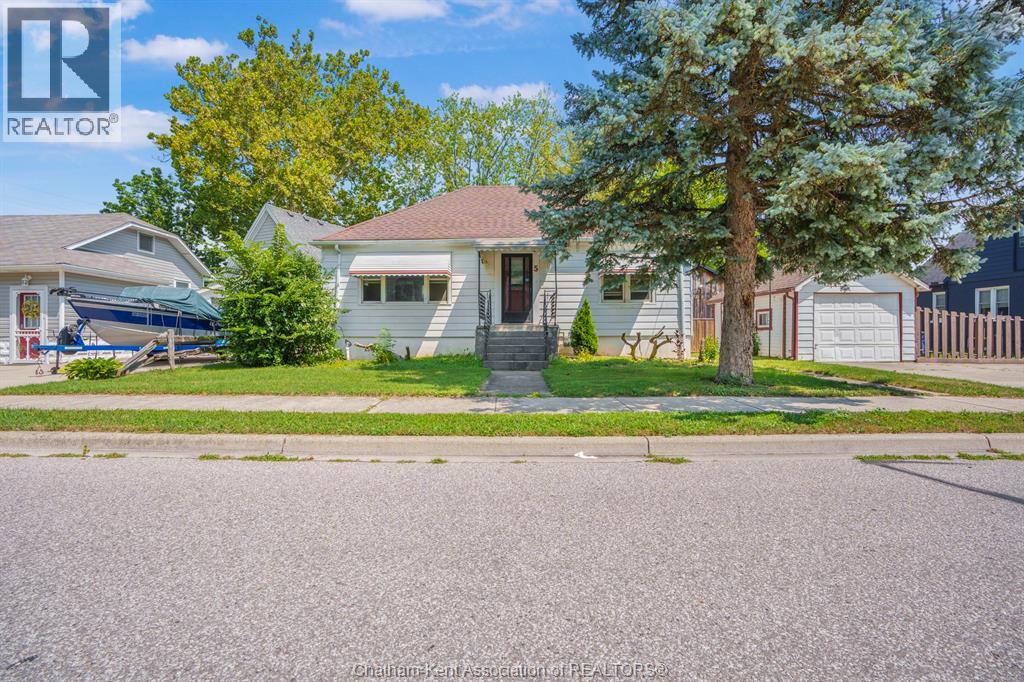 Photo 1 of 5 Buckingham Avenue, Chatham ON