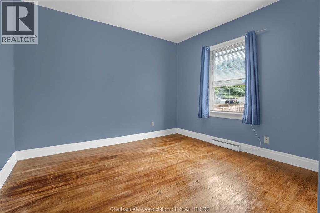 Photo 18 of 5 Buckingham Avenue, Chatham ON