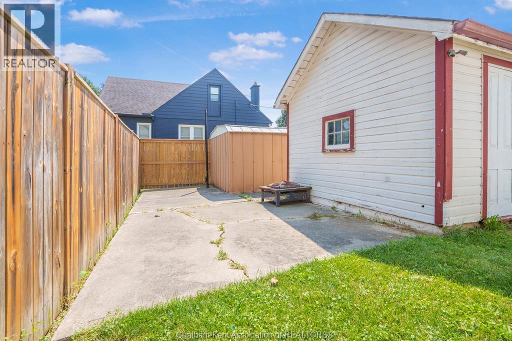 Photo 34 of 5 Buckingham Avenue, Chatham ON