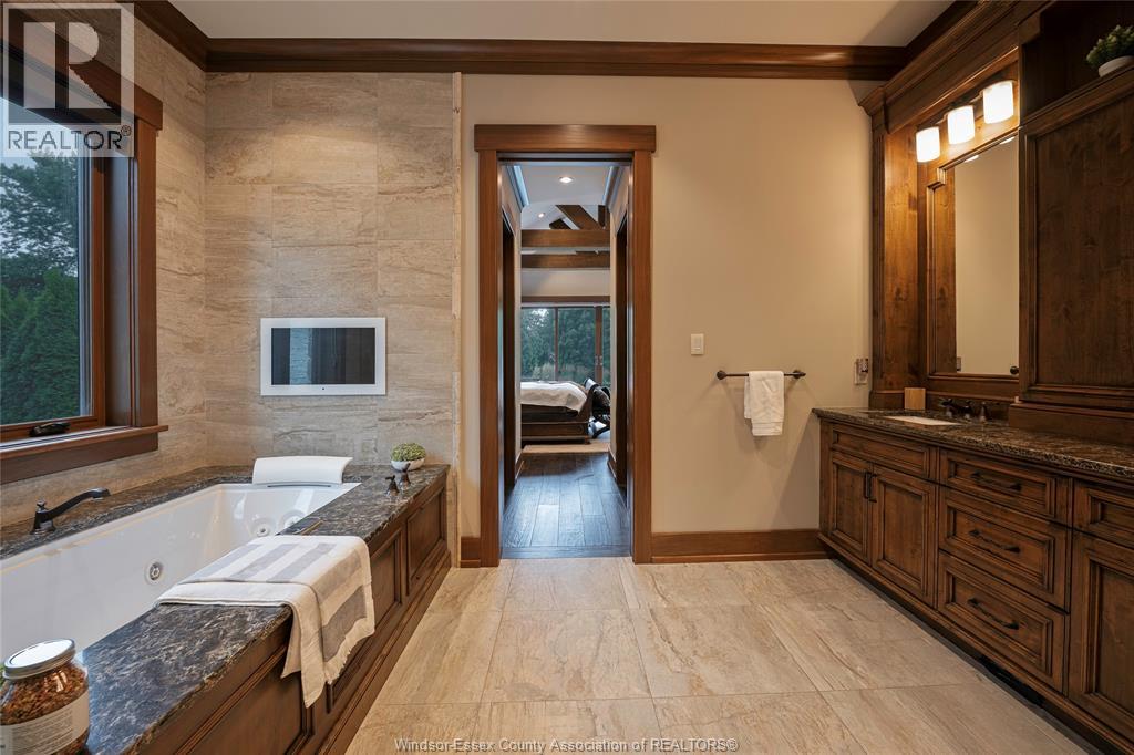 Photo 22 of 9 Houston Avenue, Kingsville ON
