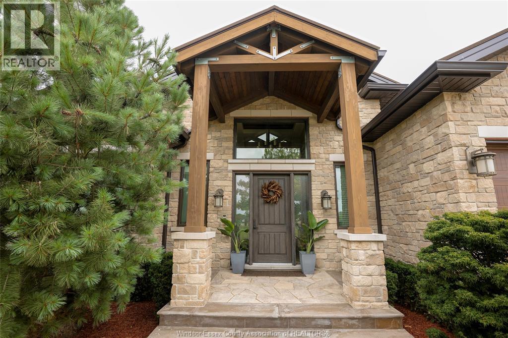 Photo 4 of 9 Houston Avenue, Kingsville ON