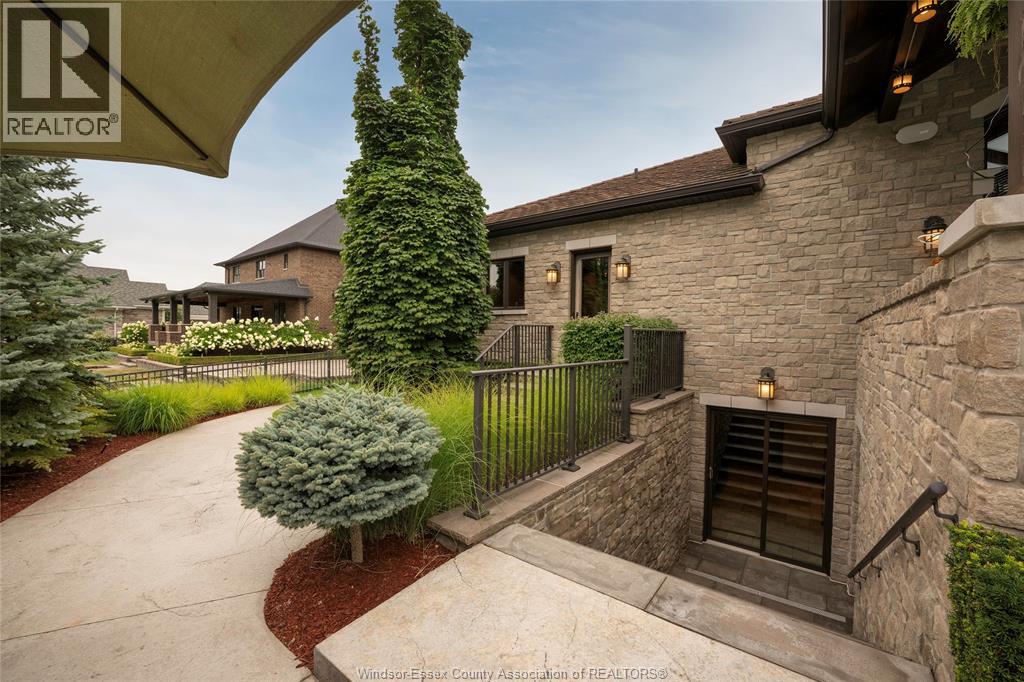 Photo 43 of 9 Houston Avenue, Kingsville ON