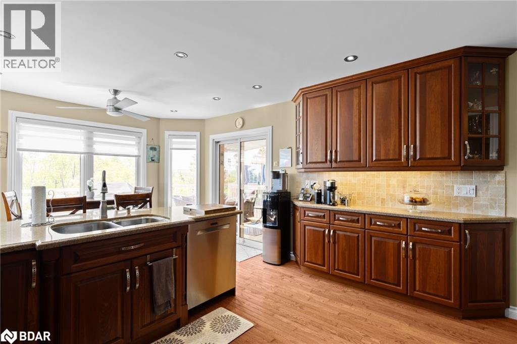 Photo 11 of 292 Leacock Drive, Barrie ON