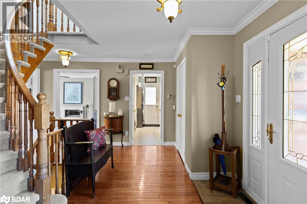 Photo 4 of 292 Leacock Drive, Barrie ON
