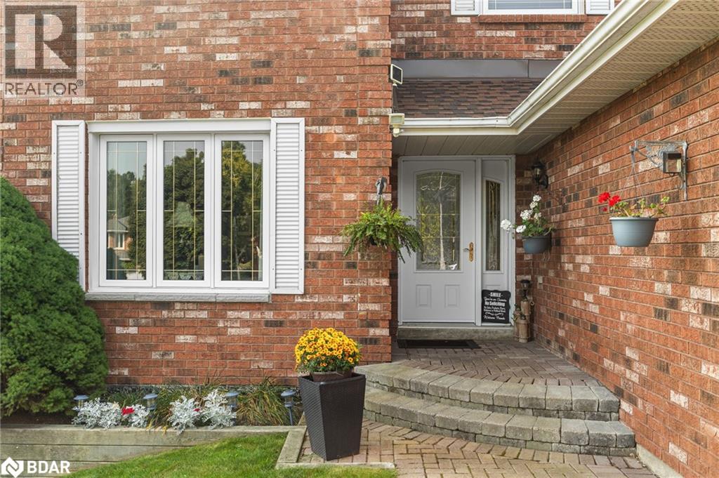 Photo 3 of 292 Leacock Drive, Barrie ON