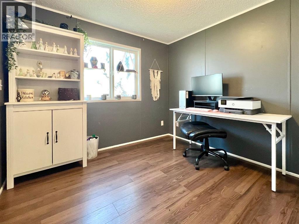 Photo 14 of 8622 89 Street, Grande Prairie AB