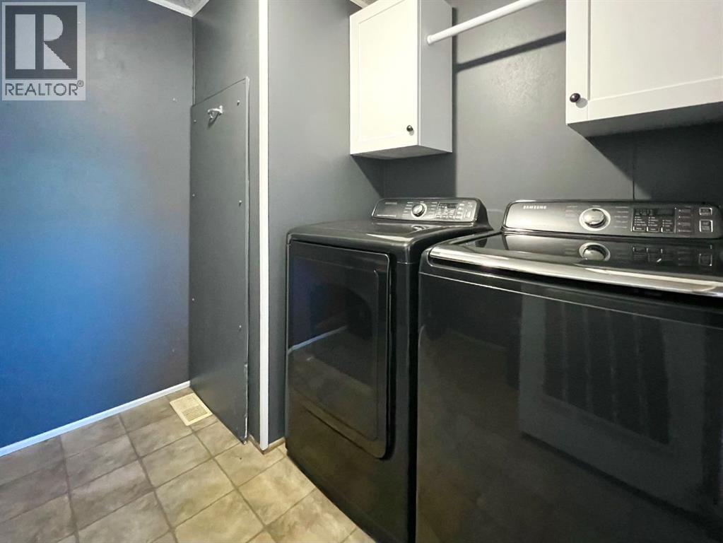 Photo 16 of 8622 89 Street, Grande Prairie AB