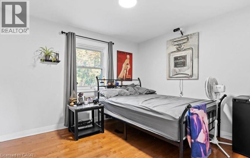 Photo 13 of 304 First Avenue Unit Upper, Welland ON