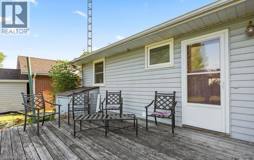 Photo 15 of 304 First Avenue Unit Upper, Welland ON