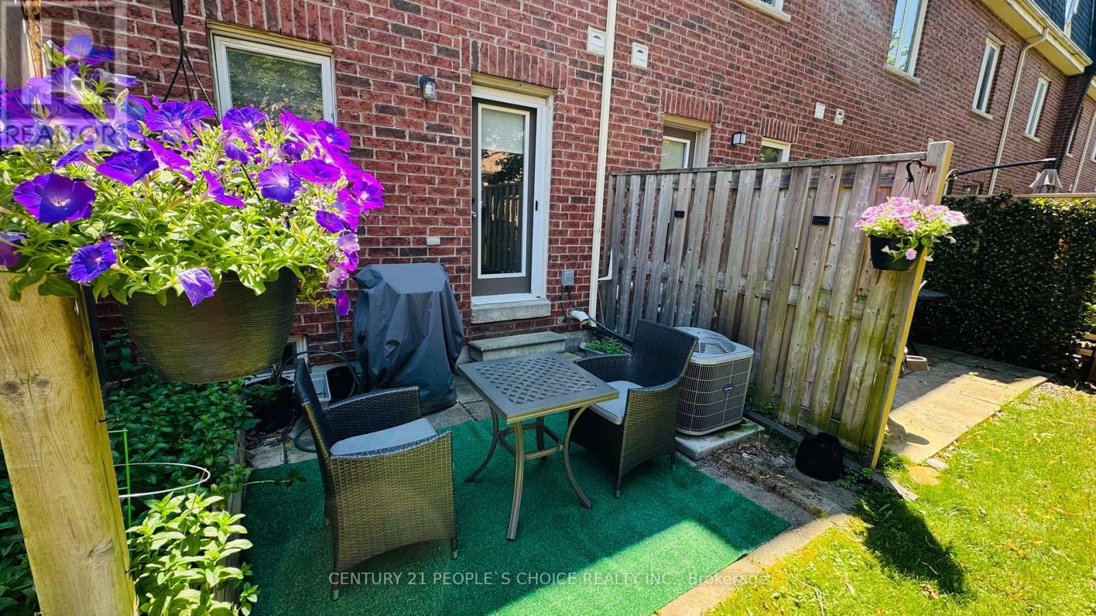 Photo 45 of 29 435 Hensall Circle, Mississauga ON