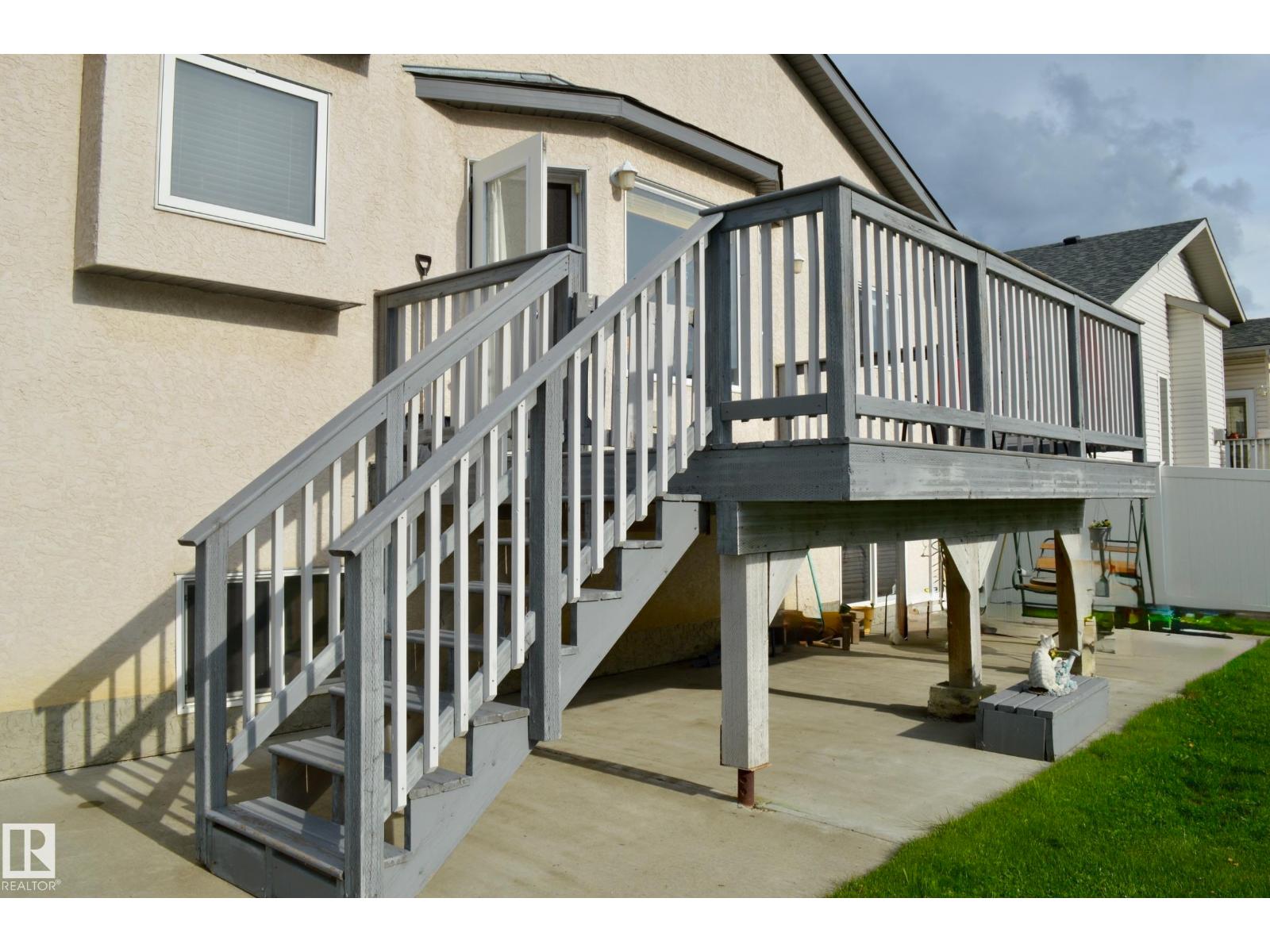 Photo 29 of 16832 79 St Nw, Edmonton AB