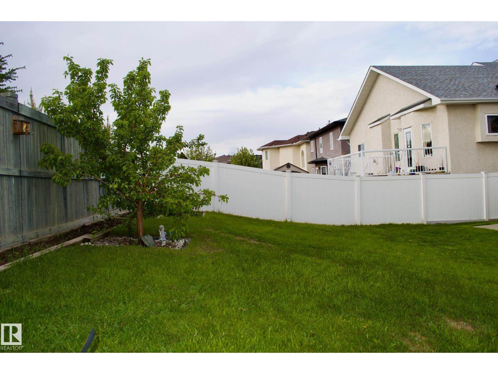 Photo 28 of 16832 79 St Nw, Edmonton AB