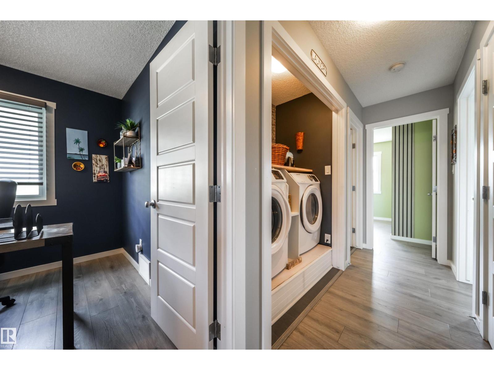 Photo 23 of 17107 81 St Nw, Edmonton AB