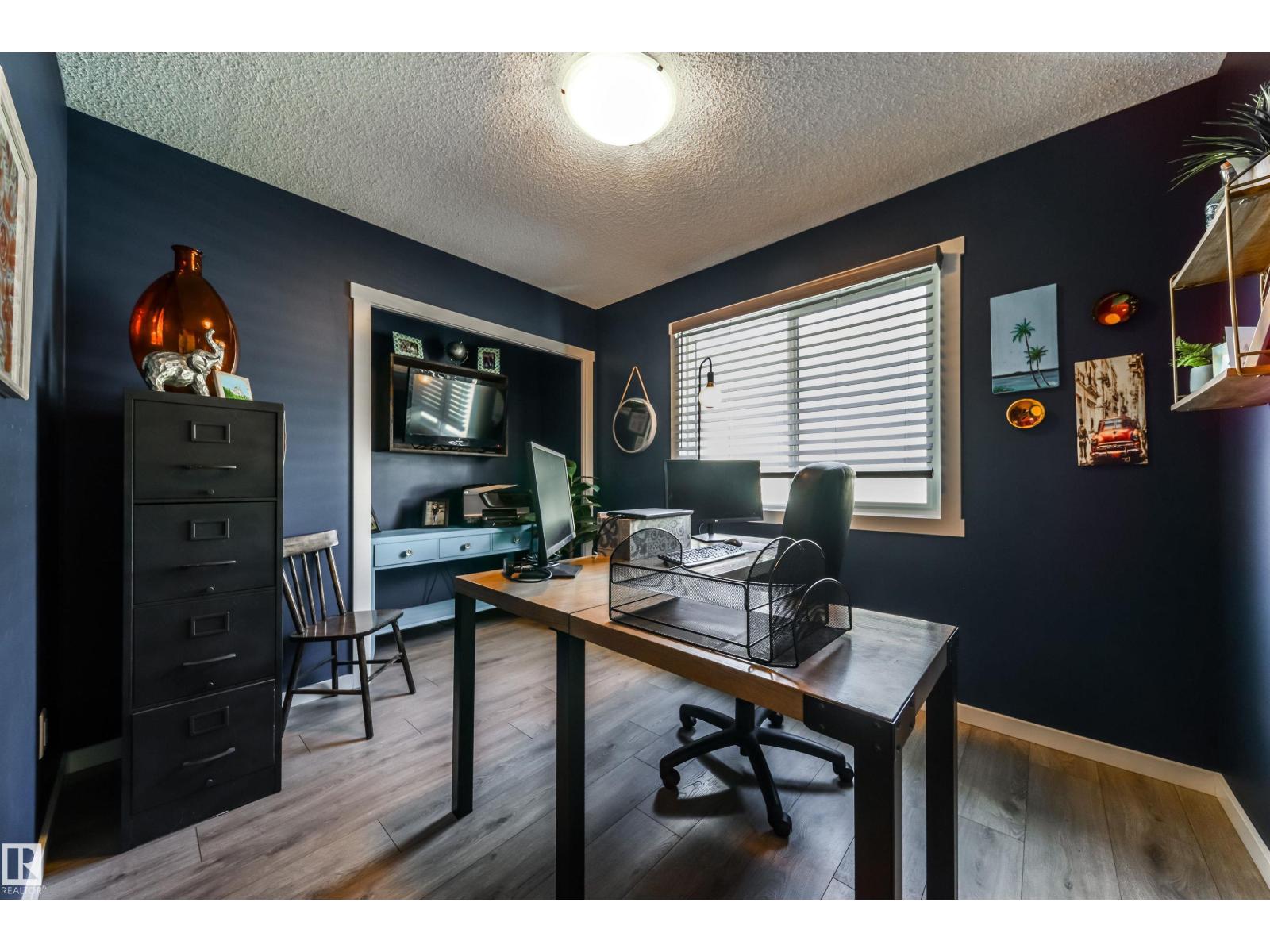 Photo 24 of 17107 81 St Nw, Edmonton AB