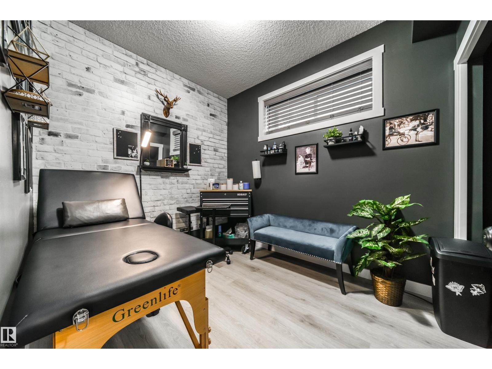 Photo 43 of 17107 81 St Nw, Edmonton AB