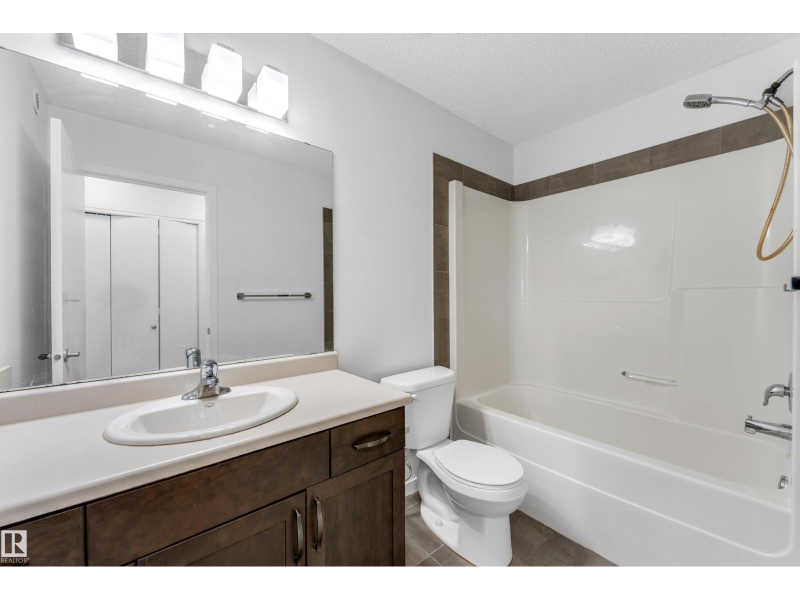 Photo 24 of 2344 Glenridding Blvd Sw, Edmonton AB