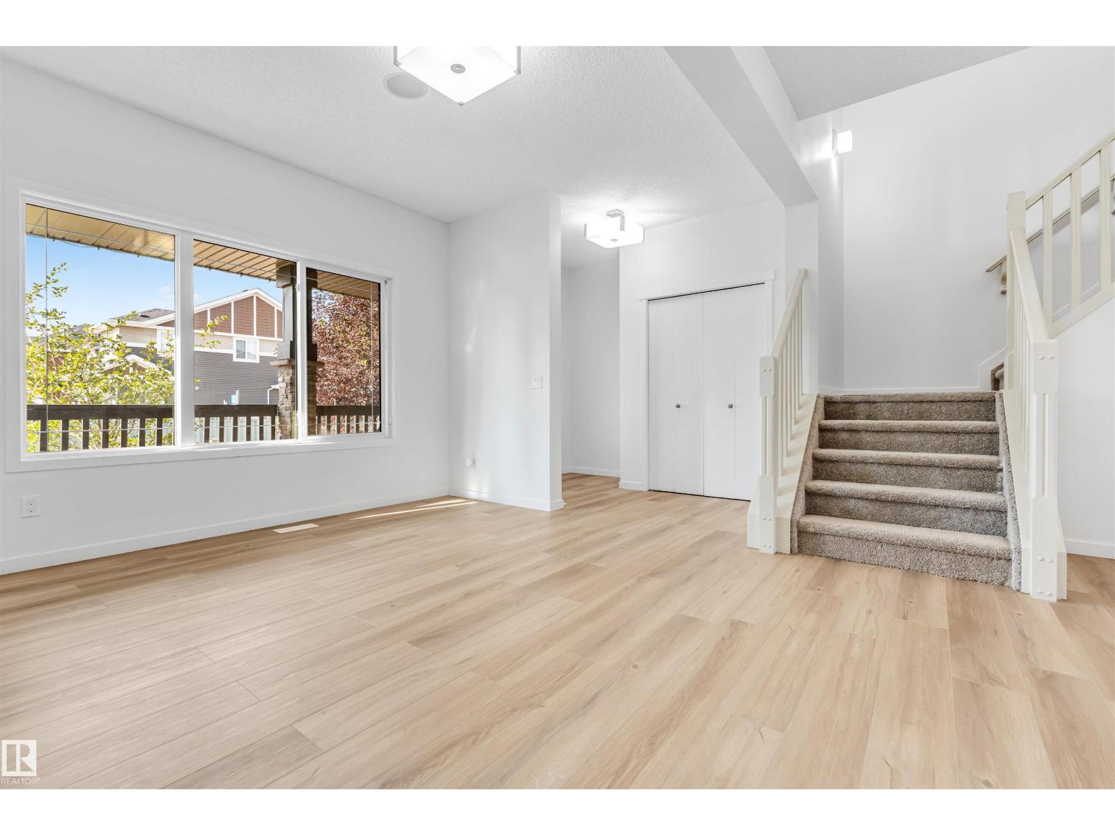 Photo 3 of 2344 Glenridding Blvd Sw, Edmonton AB