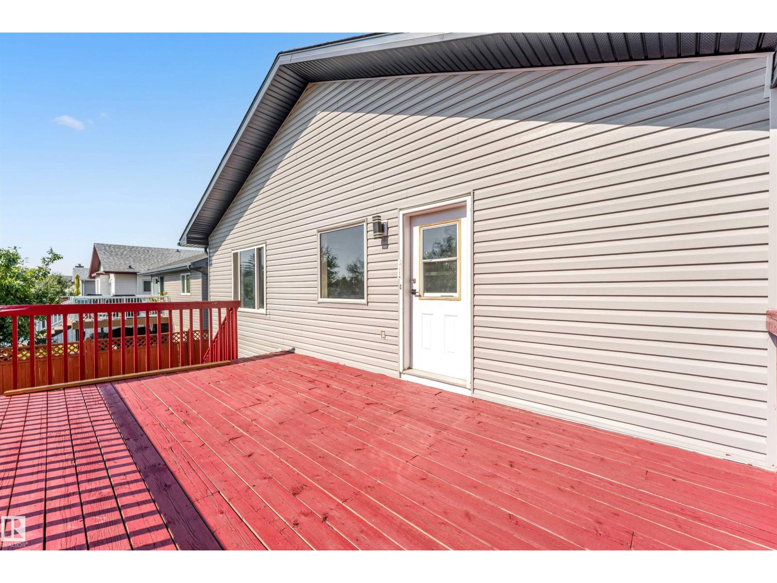 Photo 11 of 325 Jilling Cres Nw, Edmonton AB
