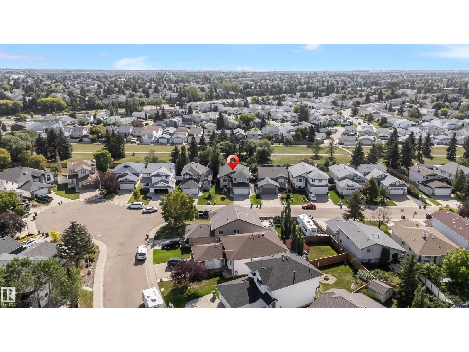 Photo 14 of 325 Jilling Cres Nw, Edmonton AB