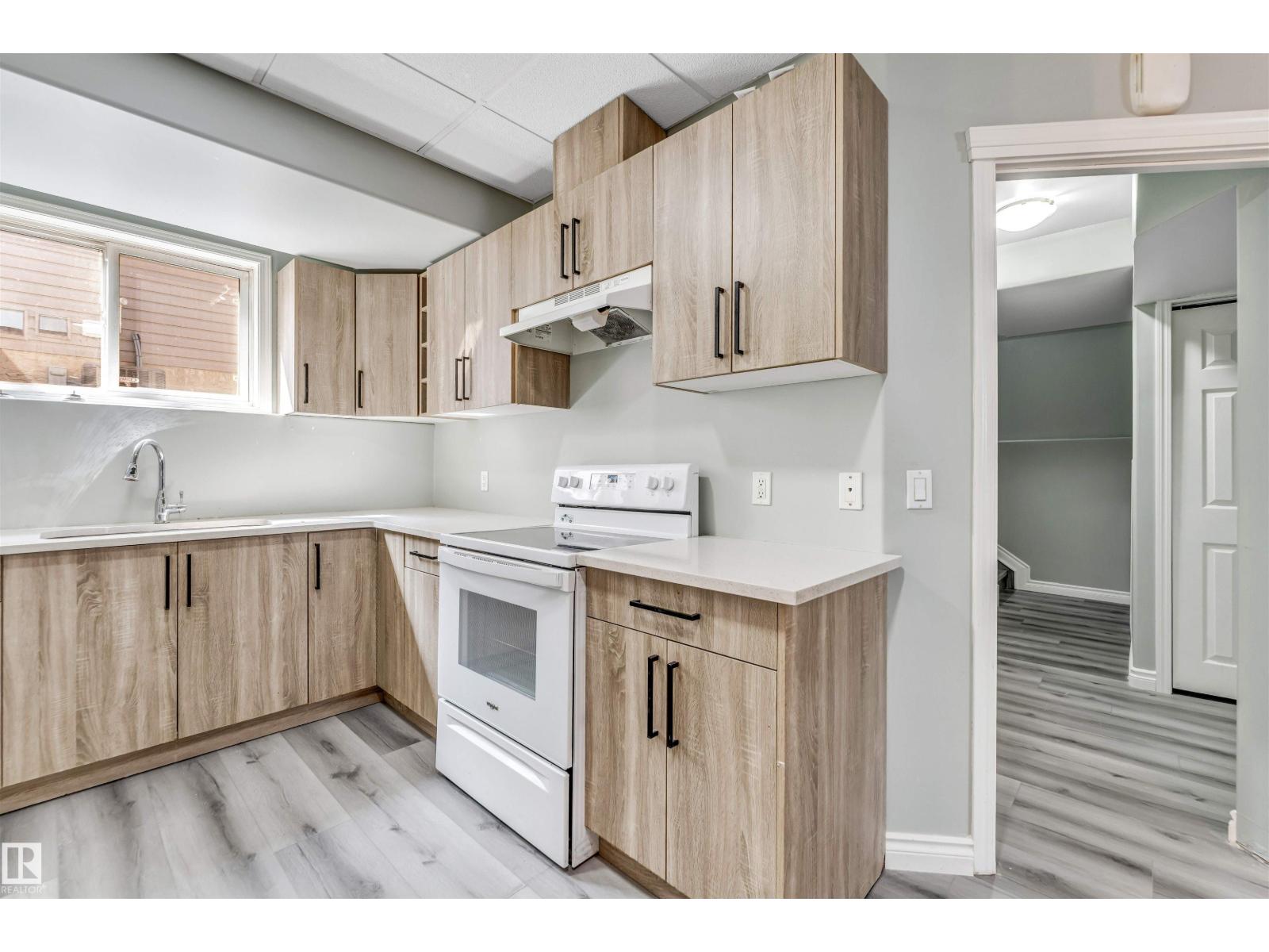 Photo 51 of 325 Jilling Cres Nw, Edmonton AB