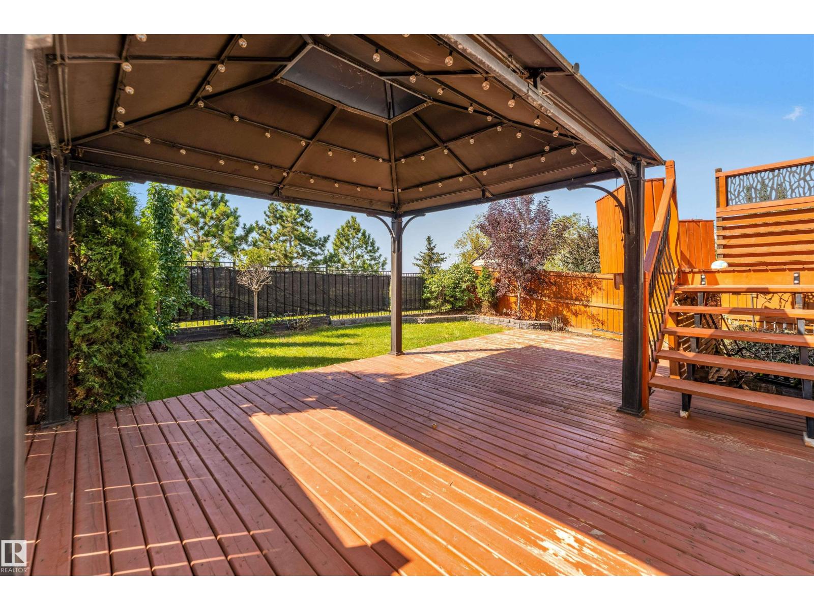 Photo 10 of 1920 69 St Sw, Edmonton AB