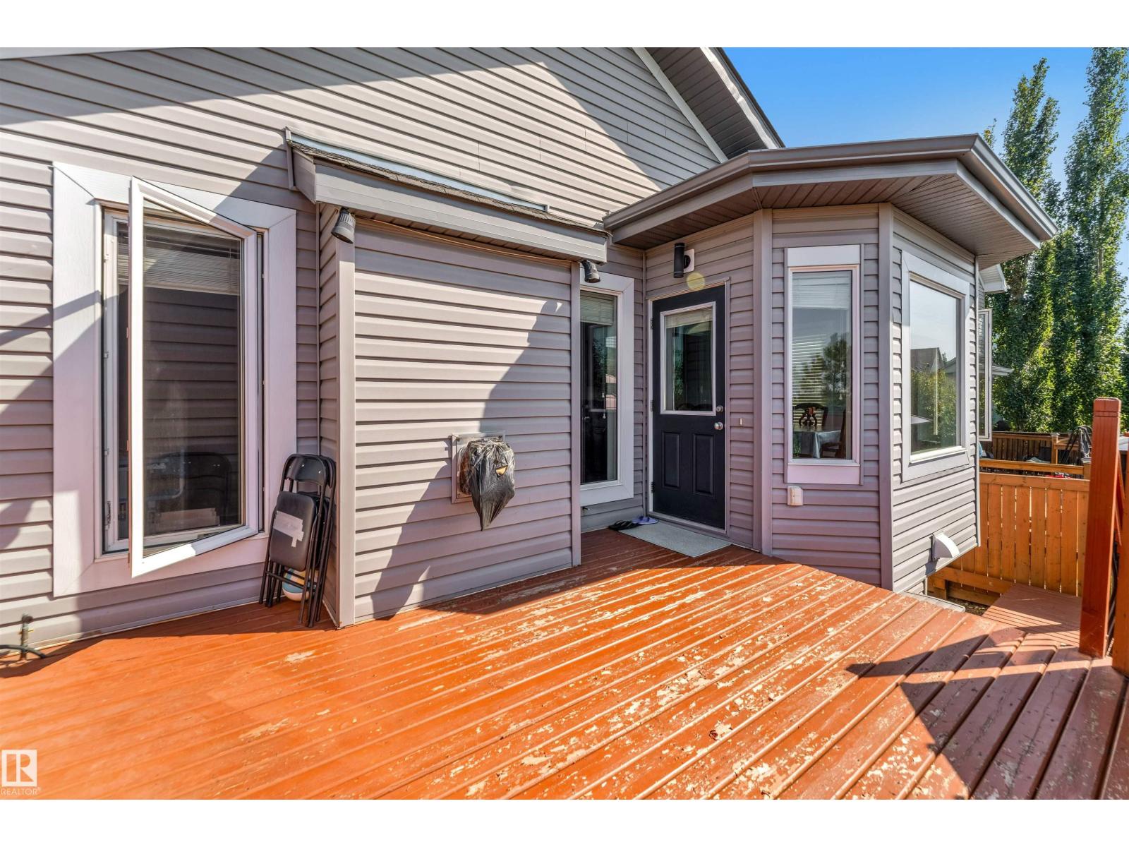 Photo 11 of 1920 69 St Sw, Edmonton AB