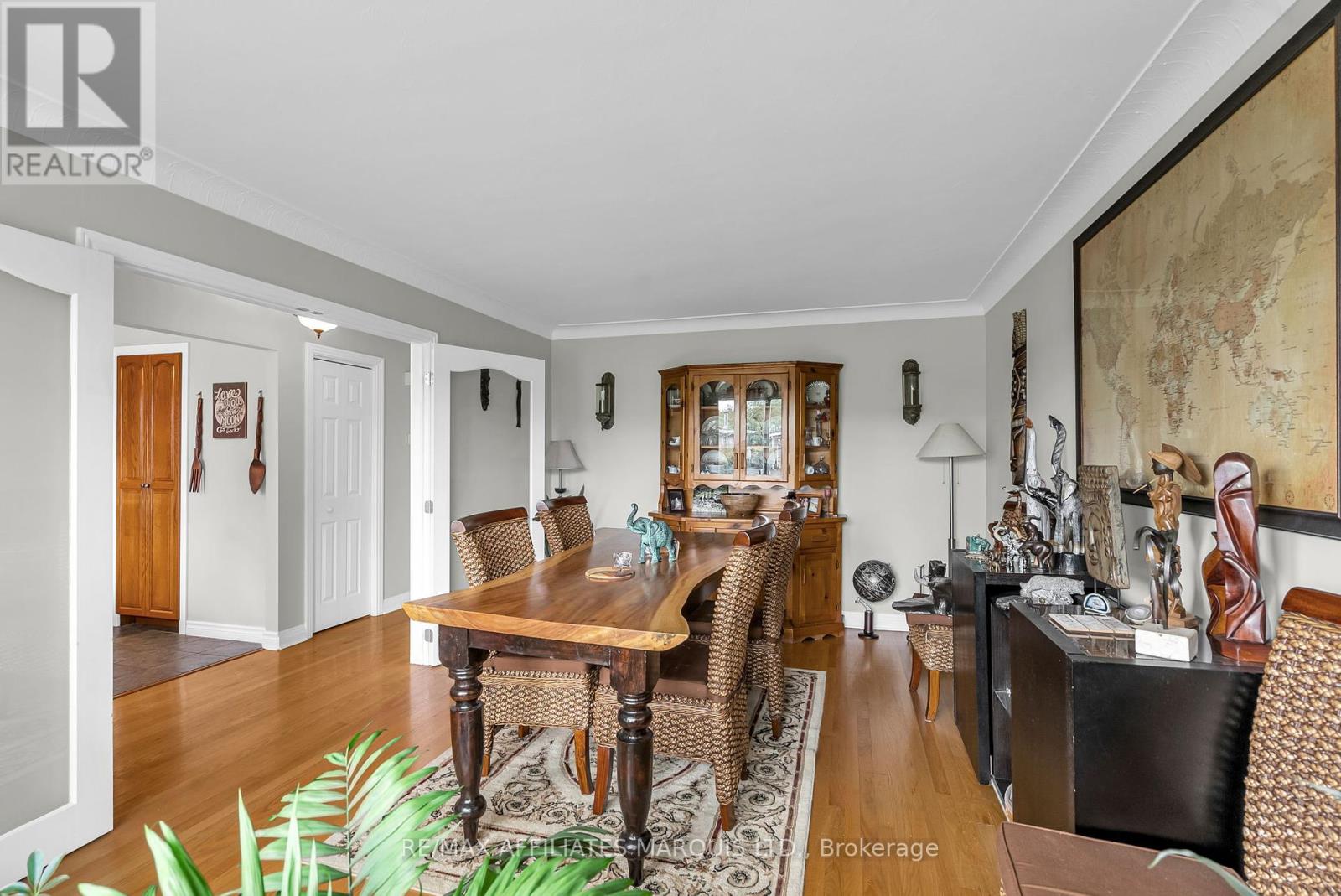 Photo 10 of 417 Beach Avenue, Cornwall ON