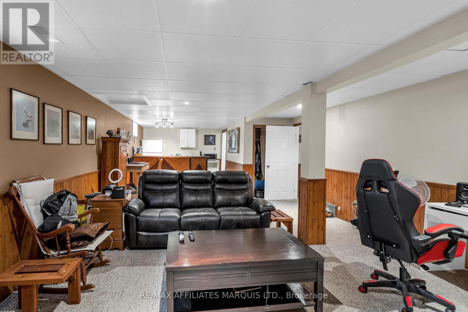 Photo 20 of 417 Beach Avenue, Cornwall ON