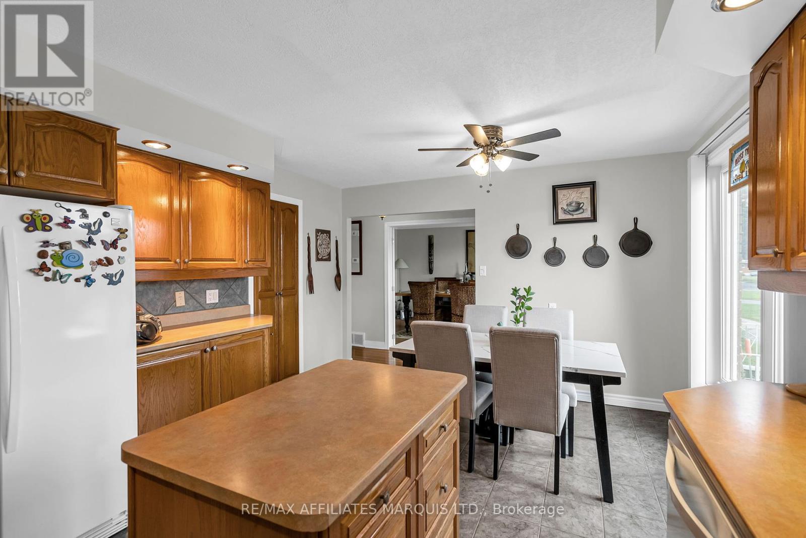 Photo 8 of 417 Beach Avenue, Cornwall ON