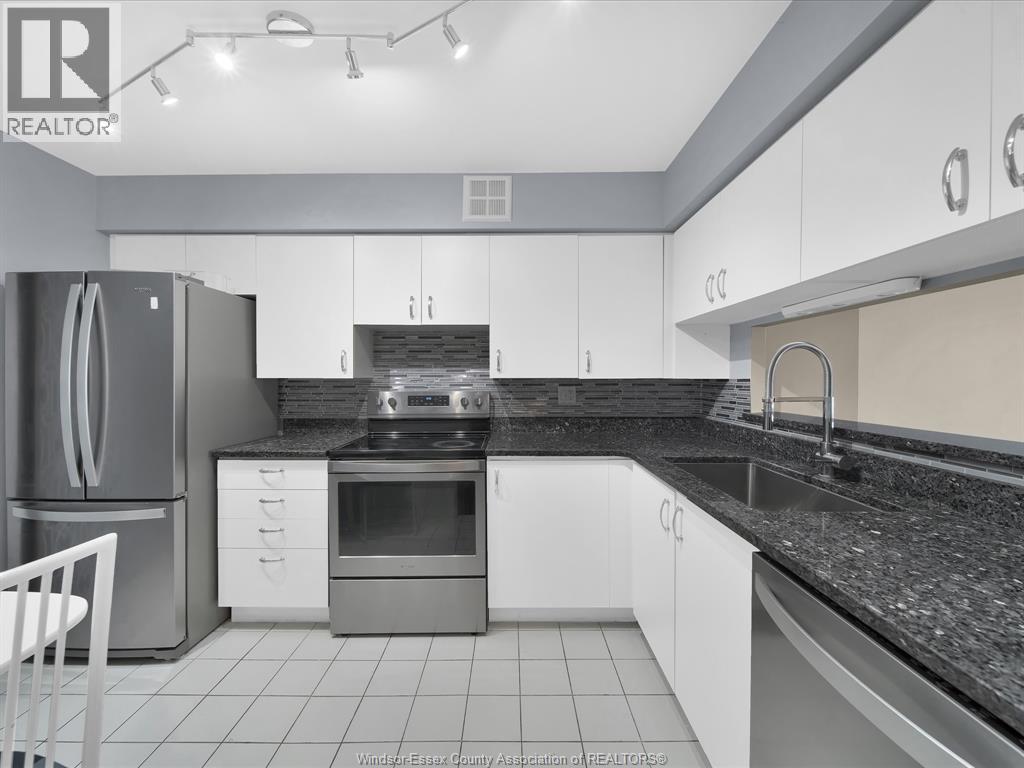 Photo 9 of 75 Riverside Drive East Unit 1210, Windsor ON