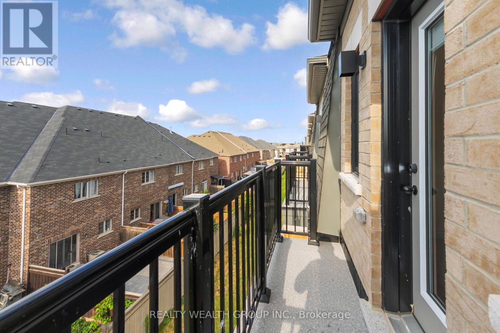 Photo 33 of 221 Tennant Circle, Vaughan ON