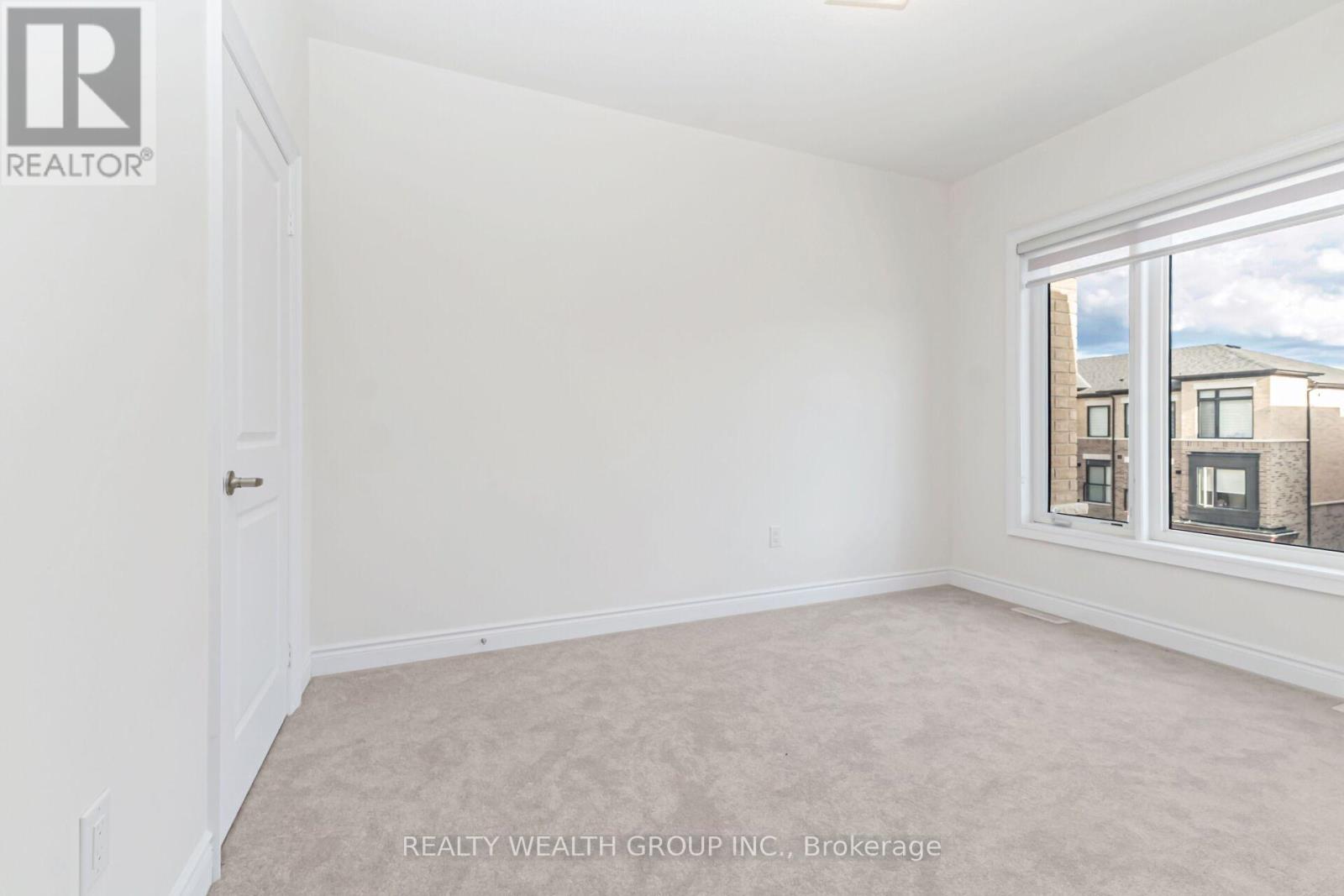 Photo 37 of 221 Tennant Circle, Vaughan ON