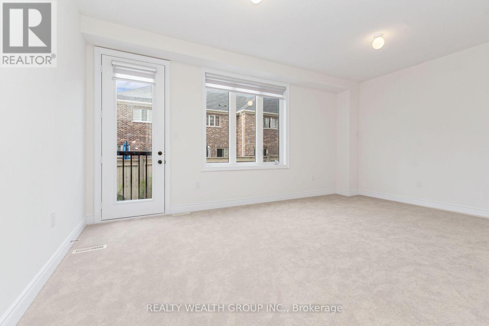 Photo 7 of 221 Tennant Circle, Vaughan ON