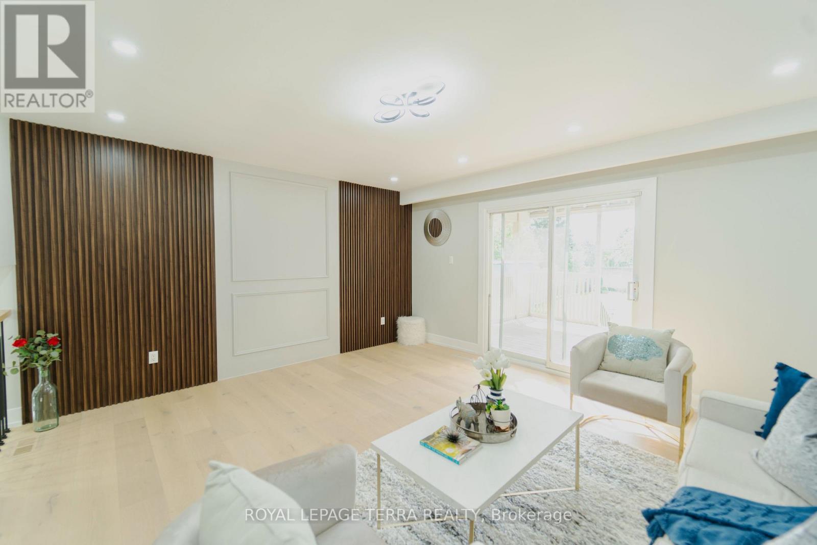 Photo 10 of 20 Histon Crescent, Brampton ON