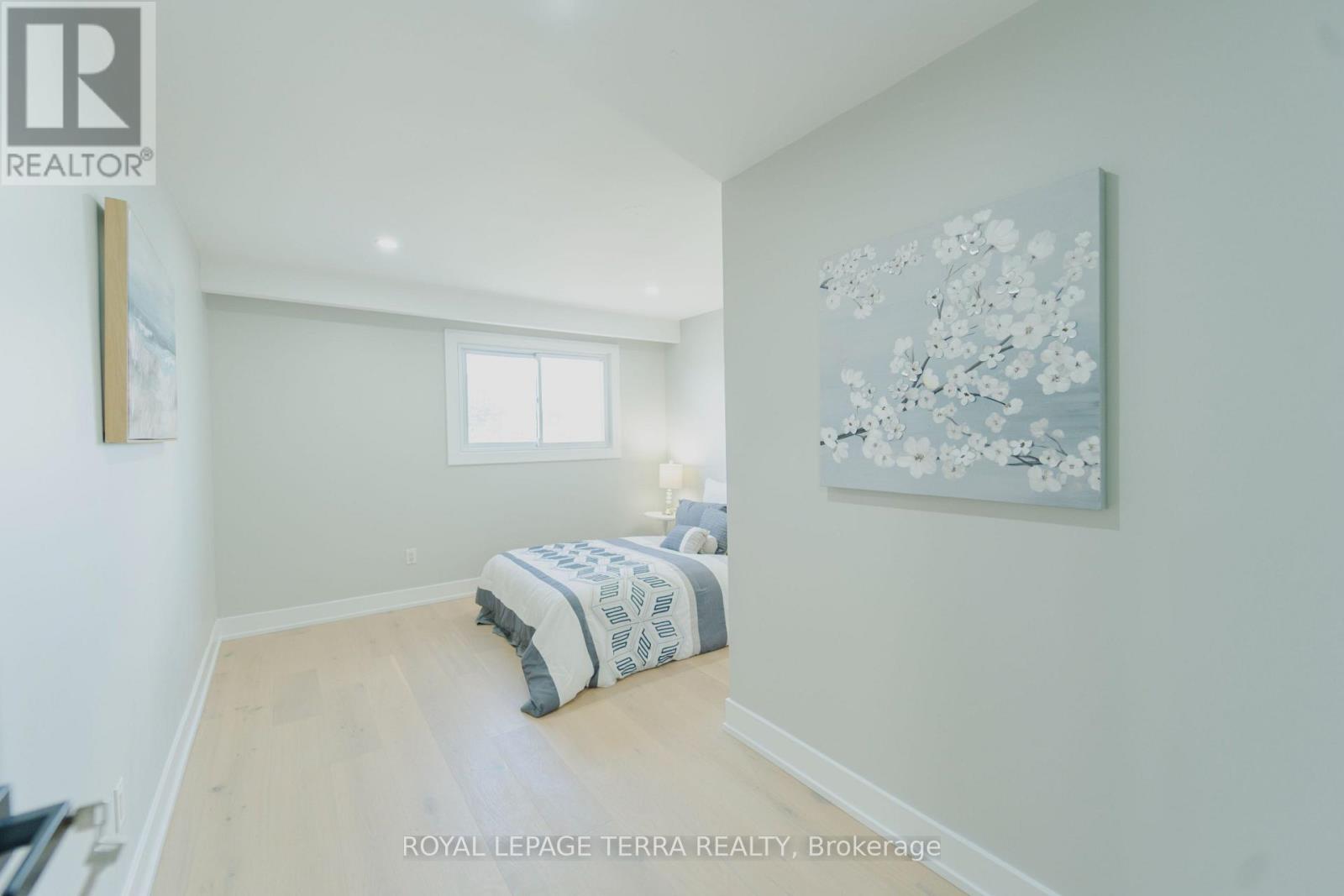 Photo 16 of 20 Histon Crescent, Brampton ON