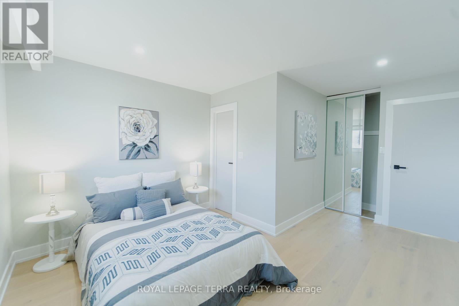 Photo 17 of 20 Histon Crescent, Brampton ON
