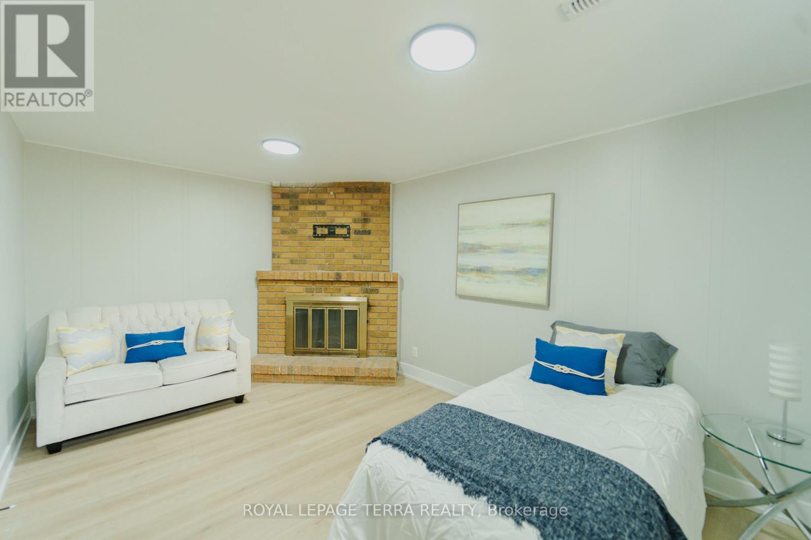 Photo 29 of 20 Histon Crescent, Brampton ON