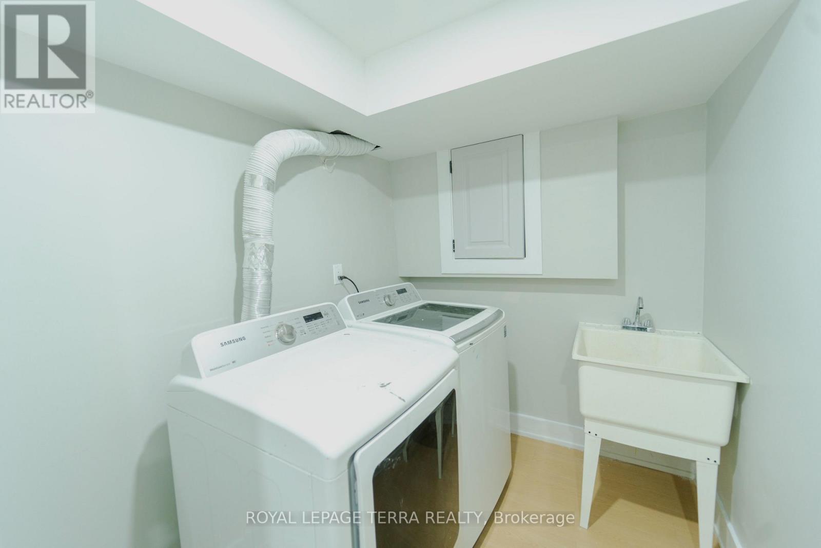 Photo 33 of 20 Histon Crescent, Brampton ON