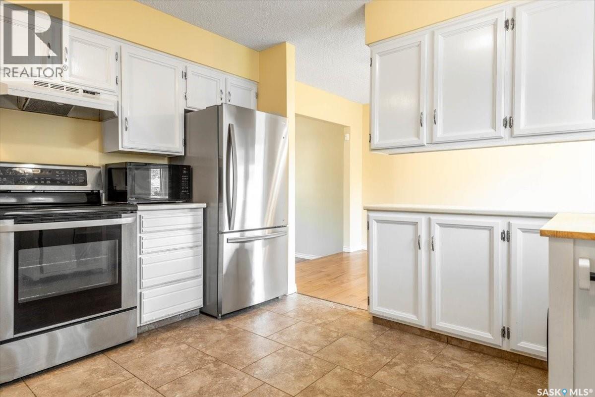 Photo 12 of 126 Mcsherry Crescent, Regina SK