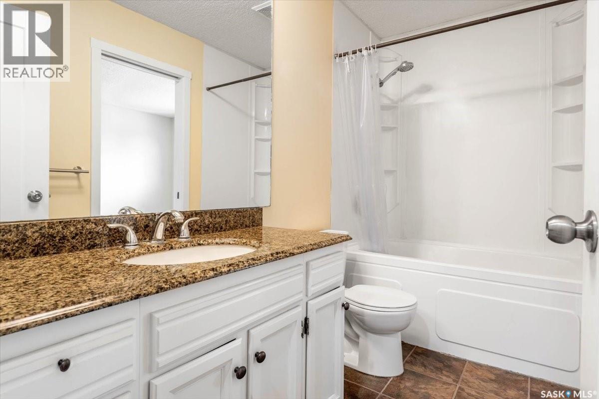 Photo 14 of 126 Mcsherry Crescent, Regina SK