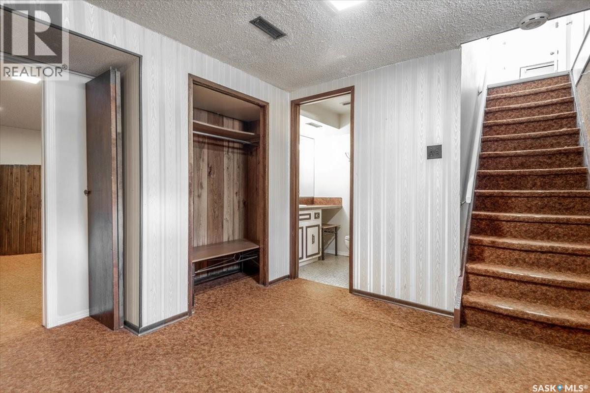 Photo 23 of 126 Mcsherry Crescent, Regina SK