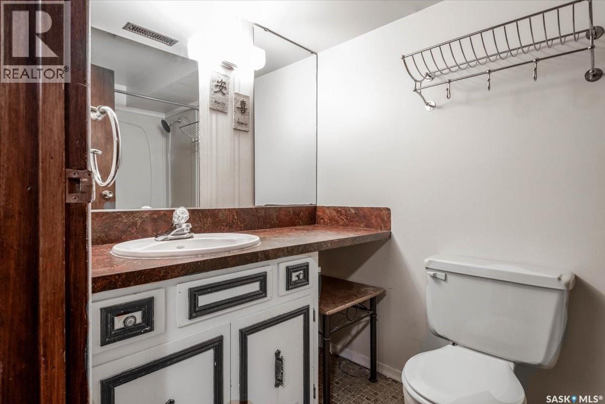 Photo 24 of 126 Mcsherry Crescent, Regina SK