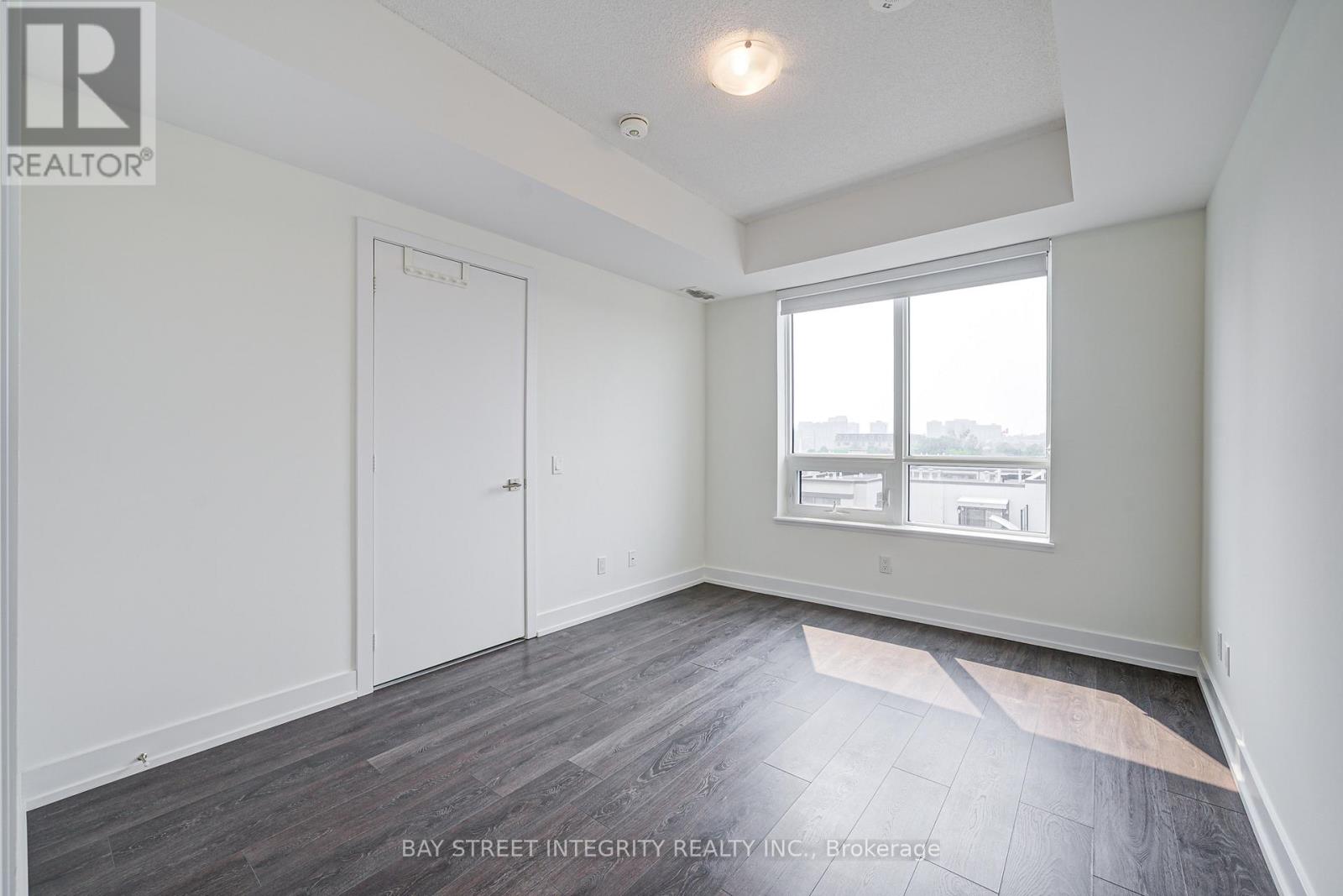 Photo 22 of 626 W 268 Buchanan Drive, Markham ON