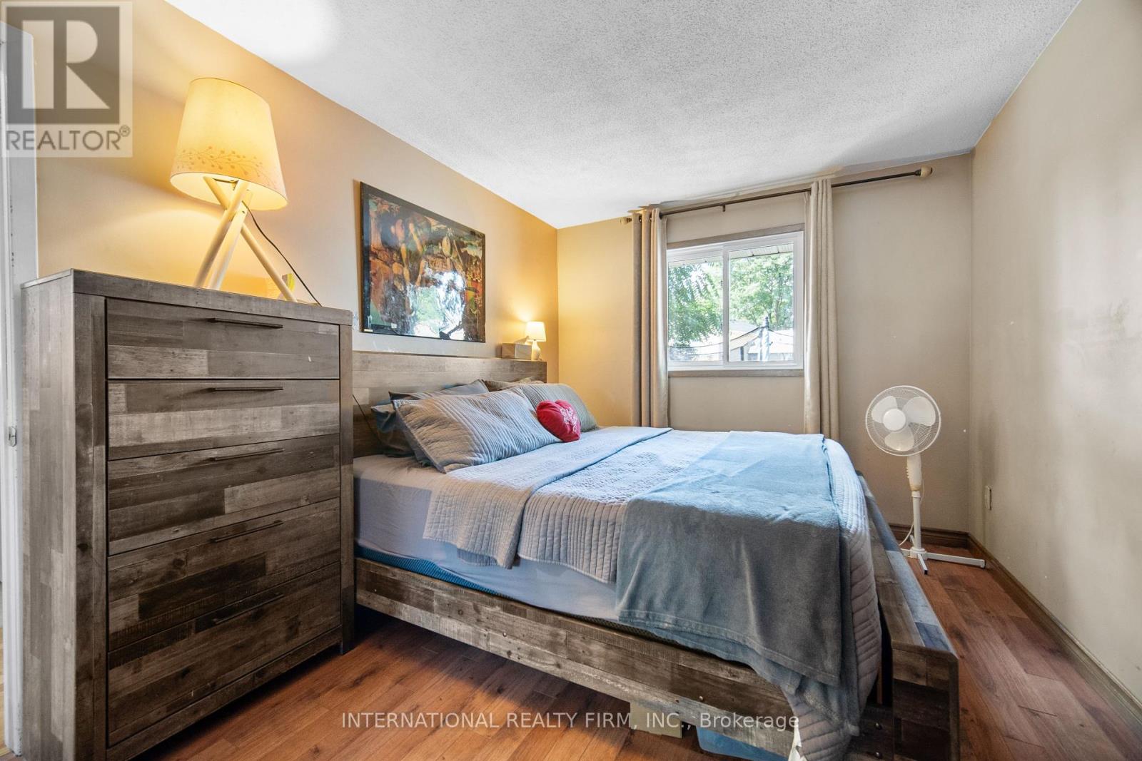 Photo 19 of 47 Speight Crescent, London East ON