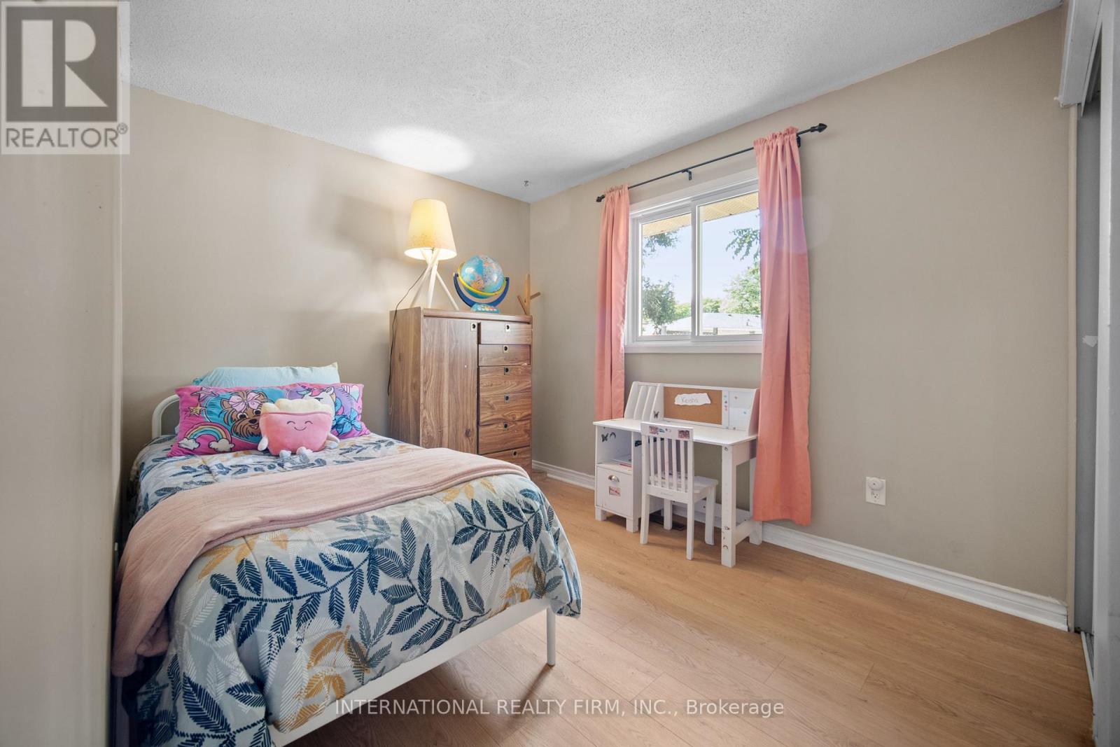 Photo 21 of 47 Speight Crescent, London East ON