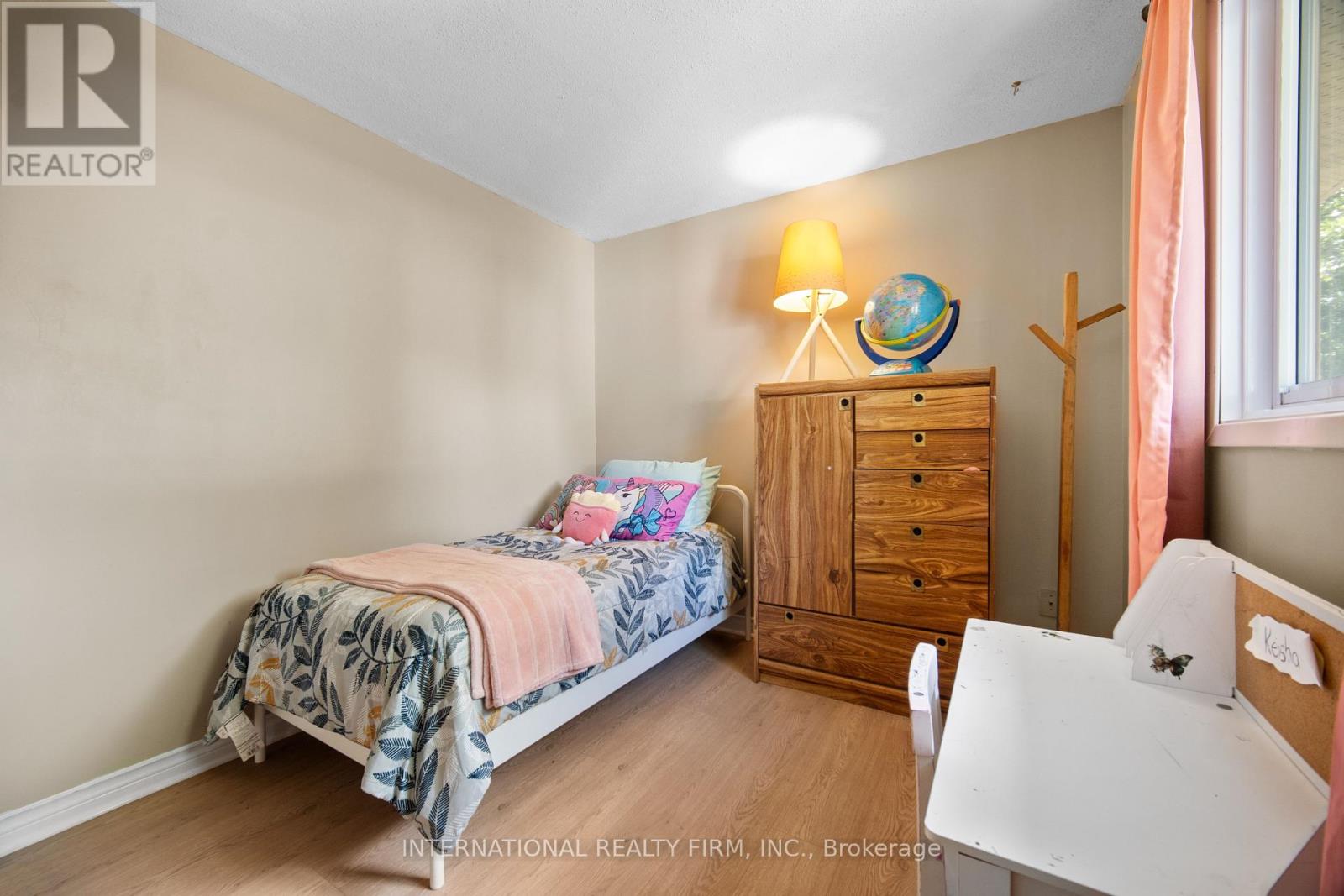 Photo 22 of 47 Speight Crescent, London East ON