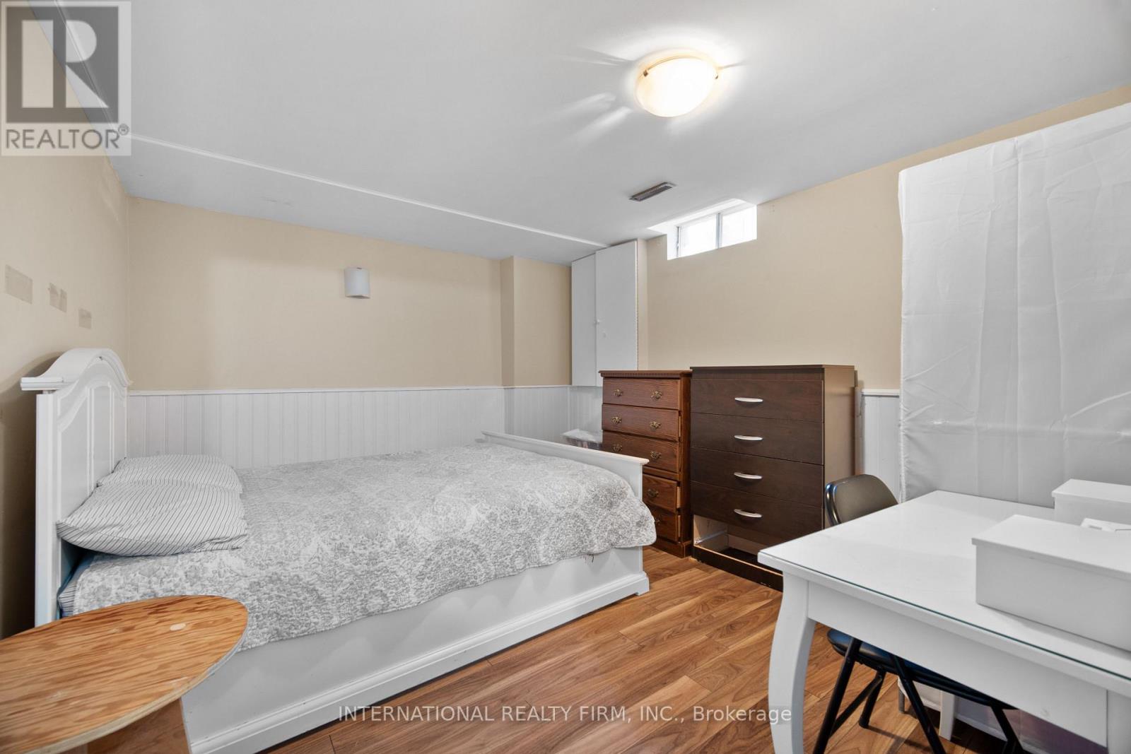 Photo 30 of 47 Speight Crescent, London East ON