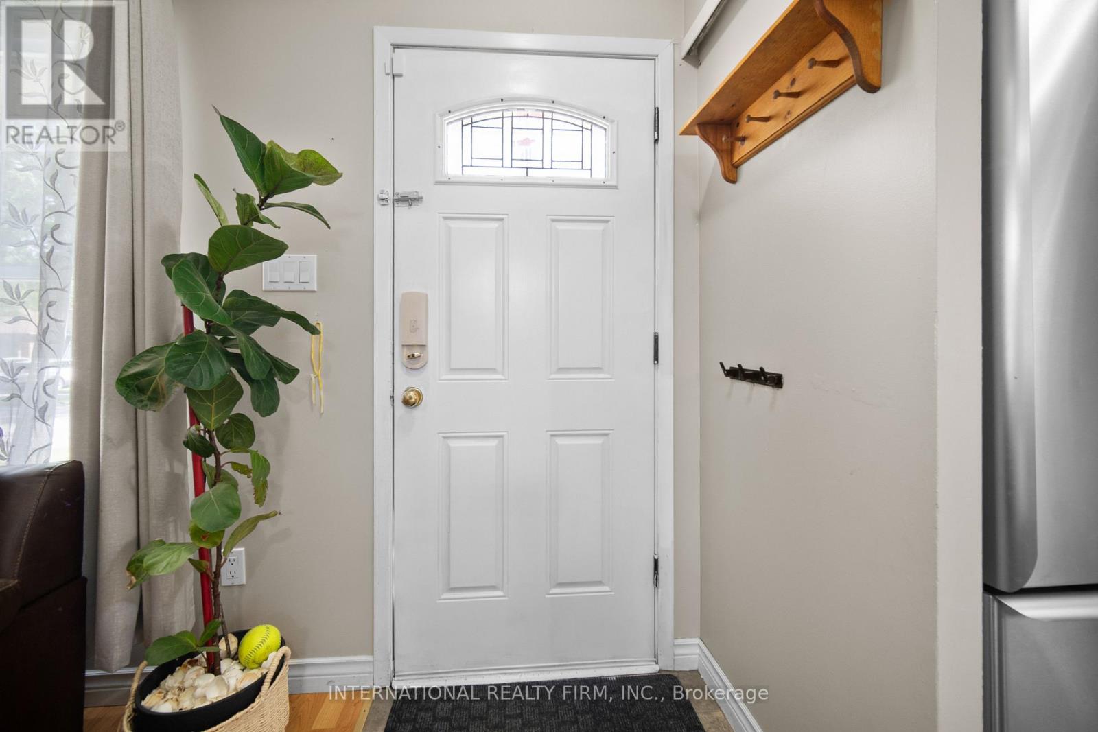 Photo 6 of 47 Speight Crescent, London East ON