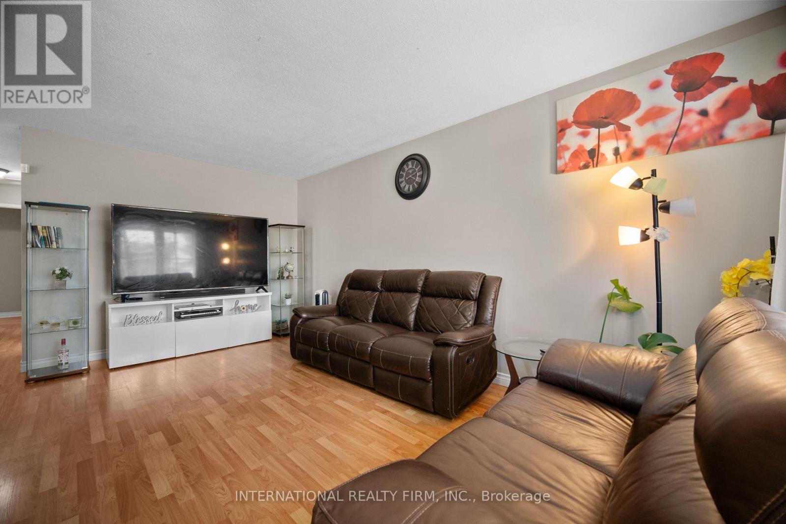 Photo 7 of 47 Speight Crescent, London East ON